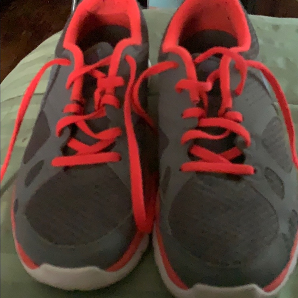NIKE Sneakers 👟